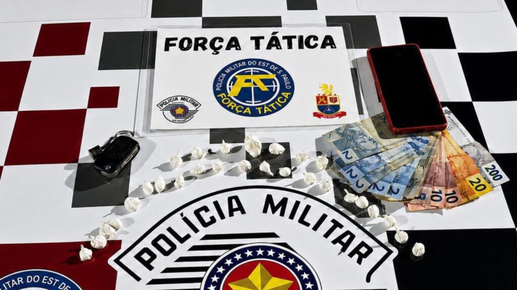 Rapaz é preso com porções de cocaína em Junqueirópolis