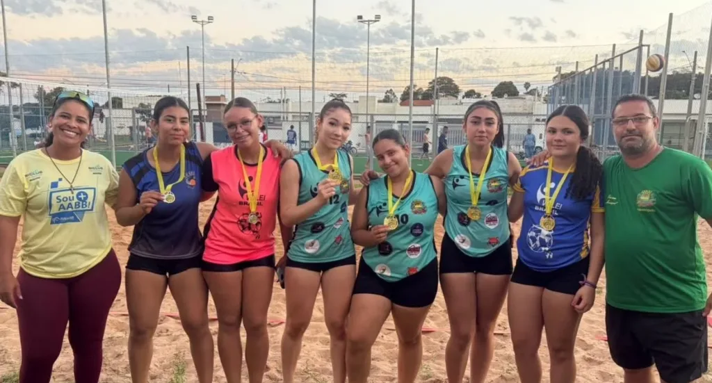 JUNQUEIRÓPOLIS: Torneio de Vôlei de Praia reúne 38 participantes no Jardim Paulista