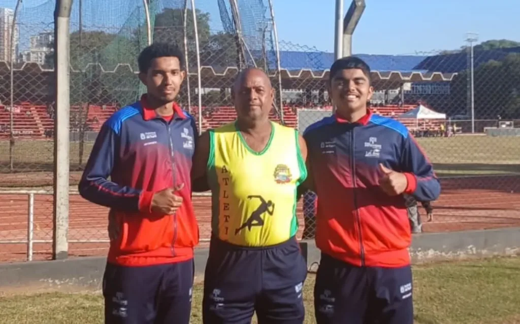 JUNQUEIRÓPOLIS: Atletas representam o município em competições estaduais e nacionais de atletismo