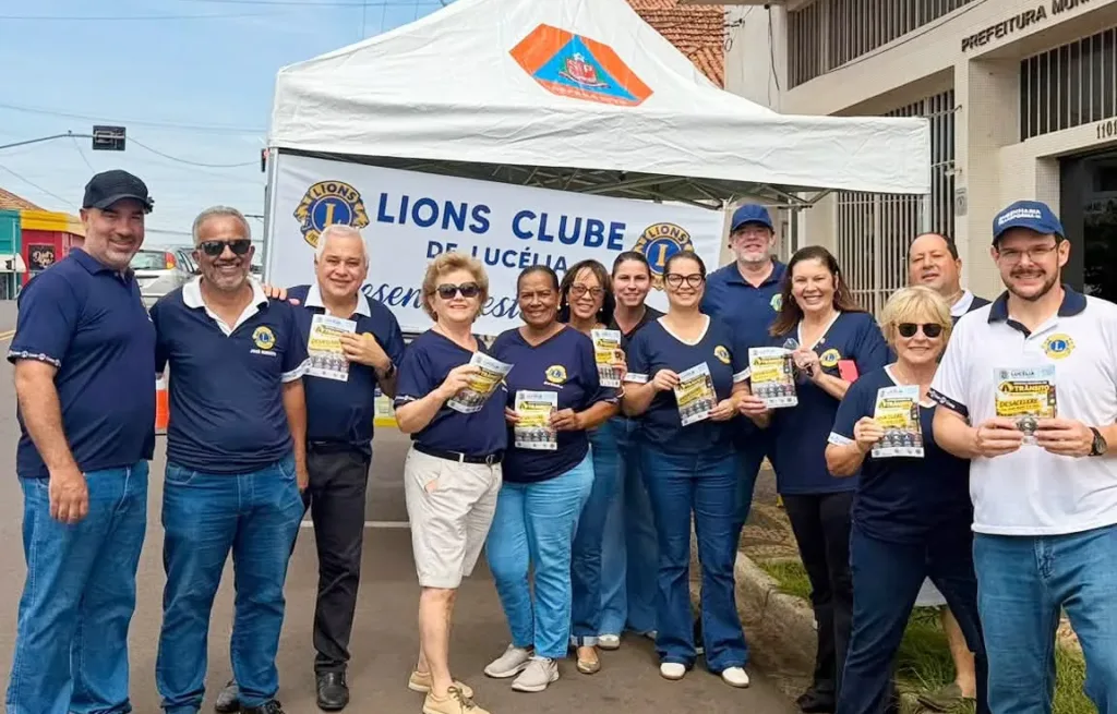 LUCÉLIA: Lions Clube realiza panfletagem e reforça conscientização durante Semana Nacional do Trânsito