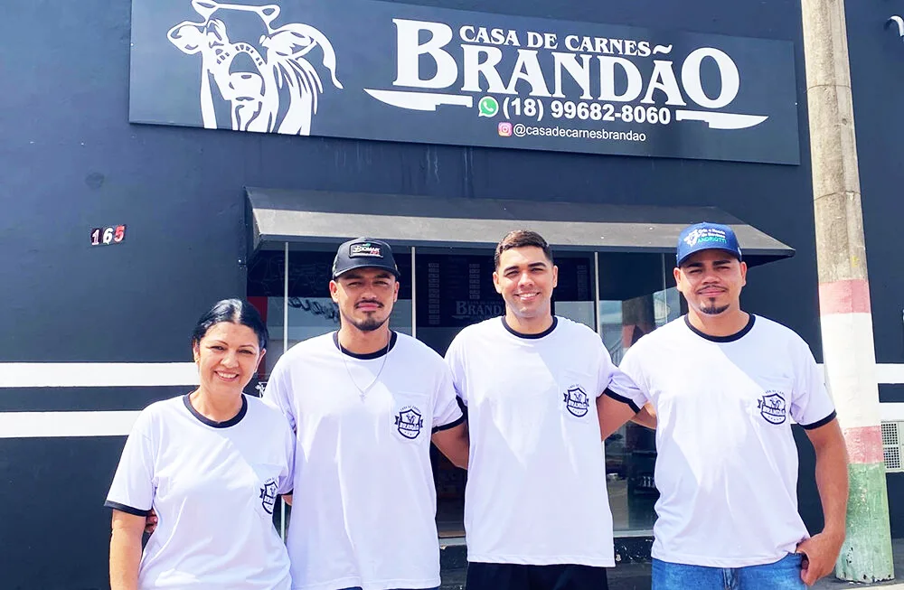 FLÓRIDA: CASA DE CARNES BRANDÃO – frango assado todos os finais de semana