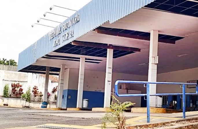PACAEMBU: Forro do Terminal Rodoviário volta a cair e aumenta preocupação com segurança