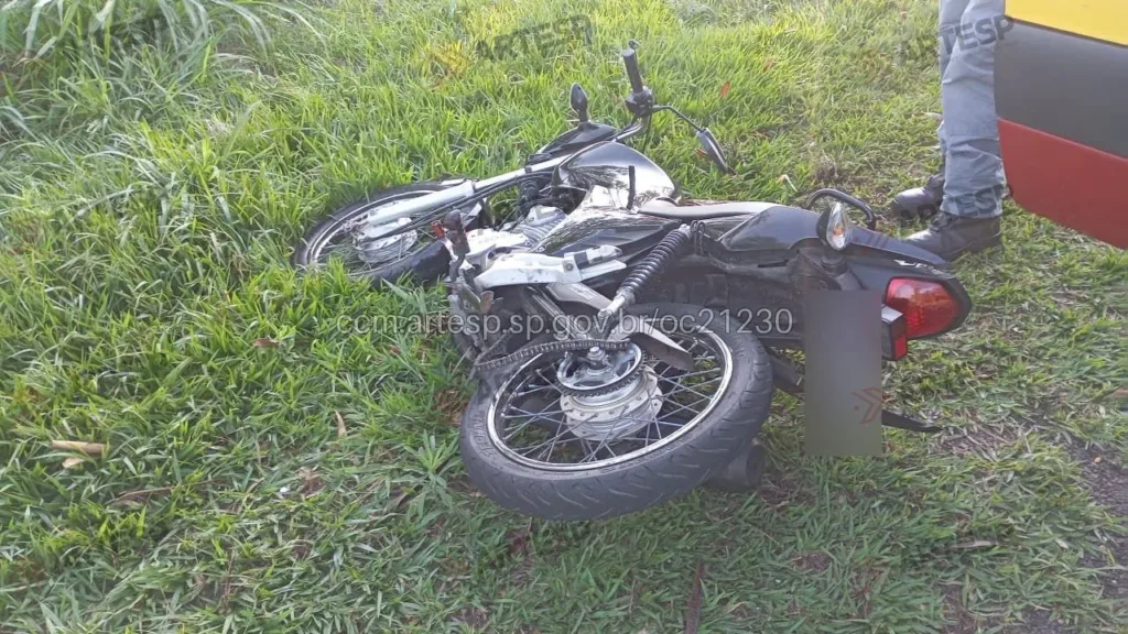 Homem morre após pneu de moto estourar entre Flórida Paulista e Pacaembu